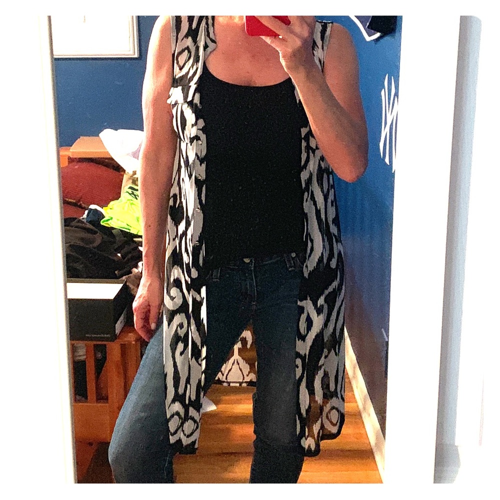 INC Blk&White midi printed tunic crystal buttons